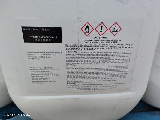 White TCCA 90 Powder Keep In A Cool And Dry Place