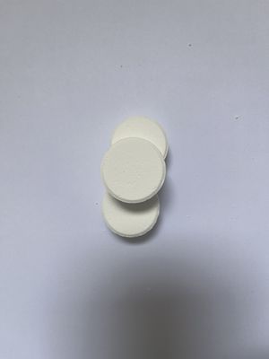 Weiße chemische Formel C3Cl3N3O3 TCCA 90 Tabletten zur Reinigung von Schwimmbadwasser